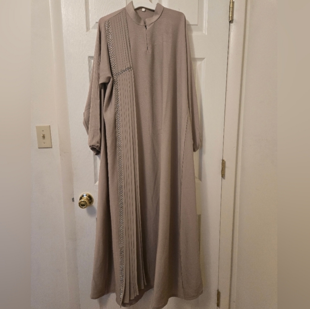 Elegant Beige Crepe Chiffon Abaya With Matching Hijab